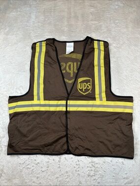 UPS Size M / L Brown High-Visibility Safety Tank Vest Reflective Stripes | Work